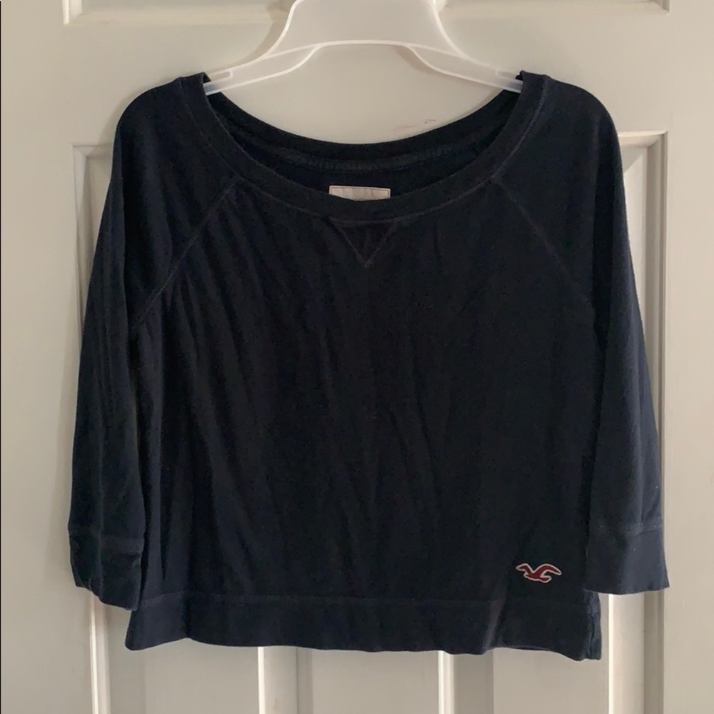 Hollister 3/4 length sleeve navy shirt. Sz XS.